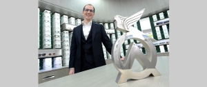 Dr Martin Smith with the technology award